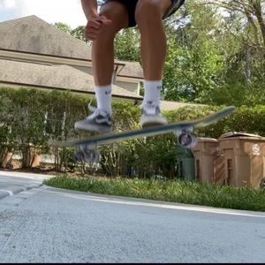 Meet your Posher, Kelan